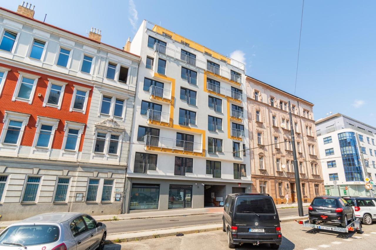 Brand New Studio Apartment #21 With Free Secure Parking In The Center Prague Exterior photo
